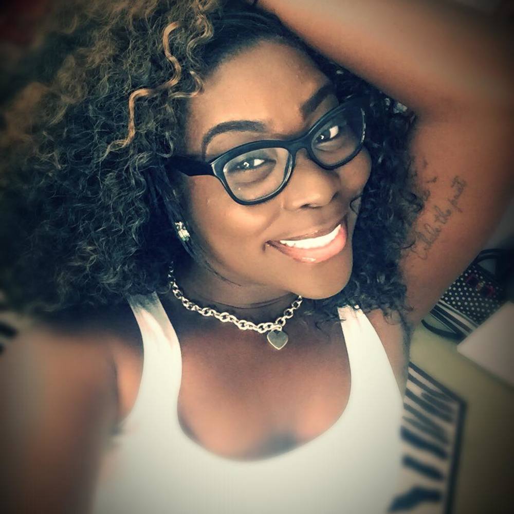 Meet your Posher, Jasmine